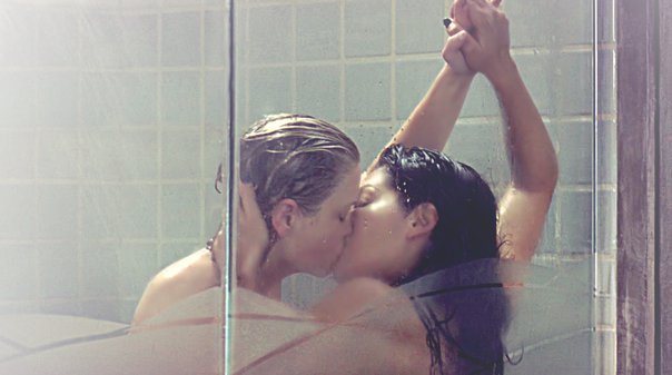 Lesbian shower hd